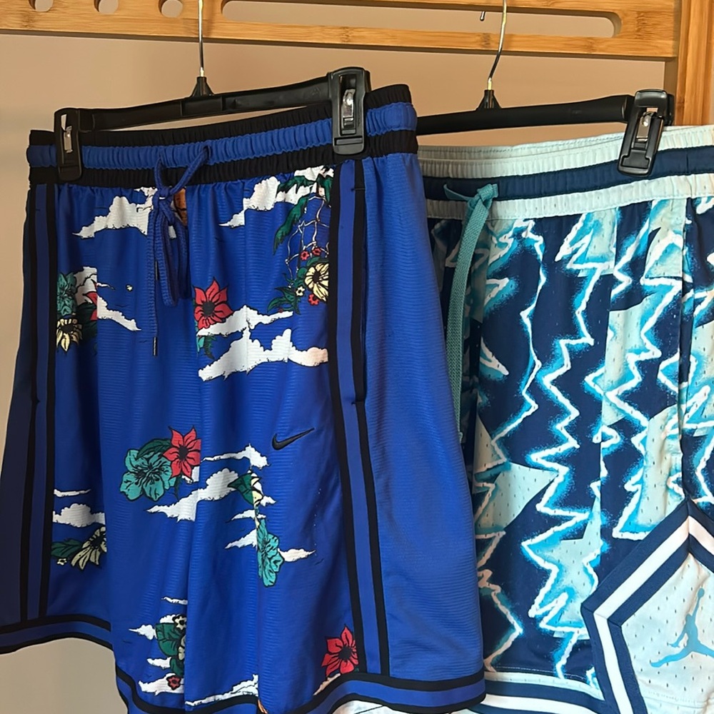 Nike Large Shorts